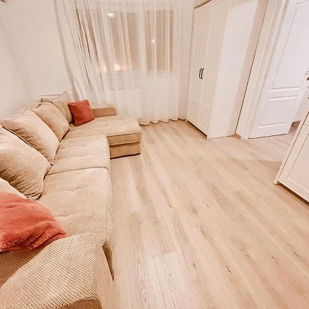 Lovely Apartment In A Quiet Area - Spitalul Judetean L5 티미쇼아라 외부 사진